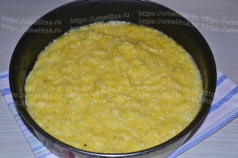 Мясные тефтели в нежной кабачковой запеканке