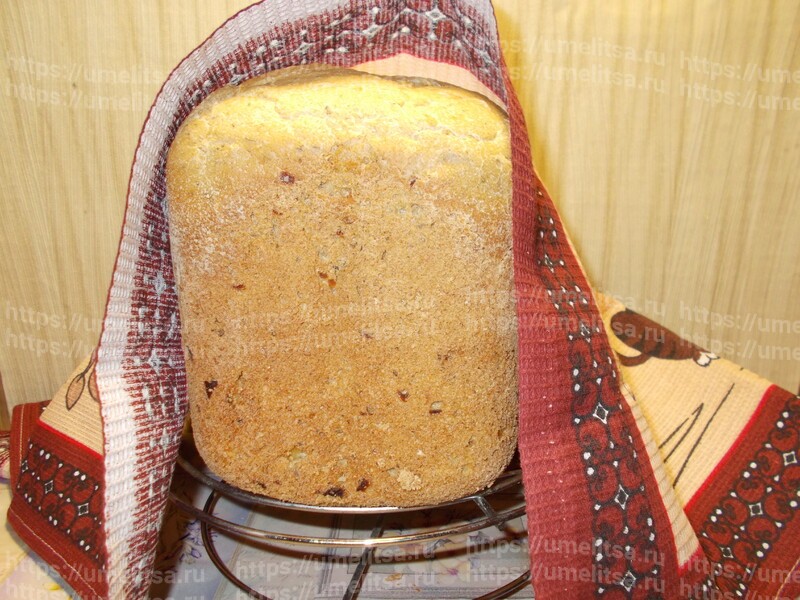 Хлеб на ржаной закваске с луком