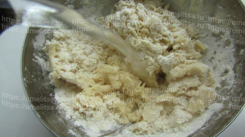 Как приготовить настоящие крымские чебуреки