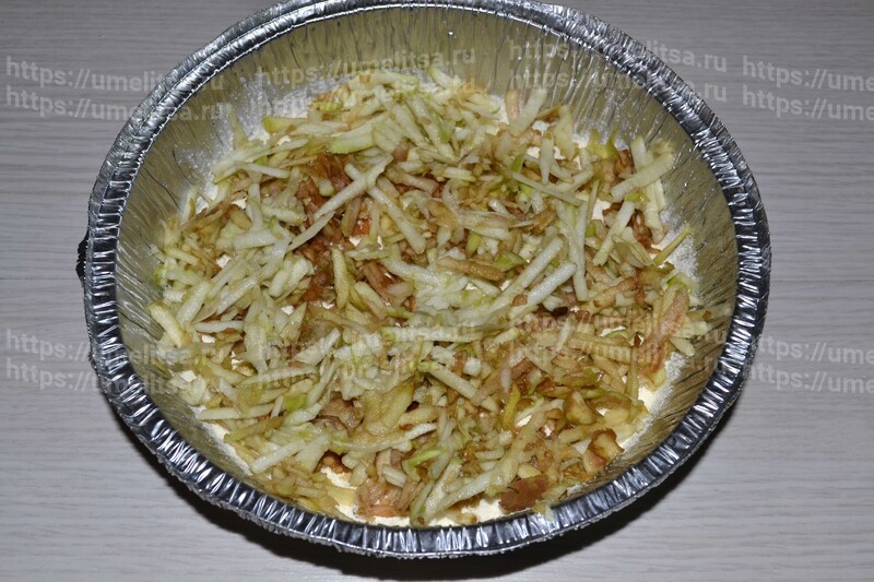 Насыпной яблочный пирог