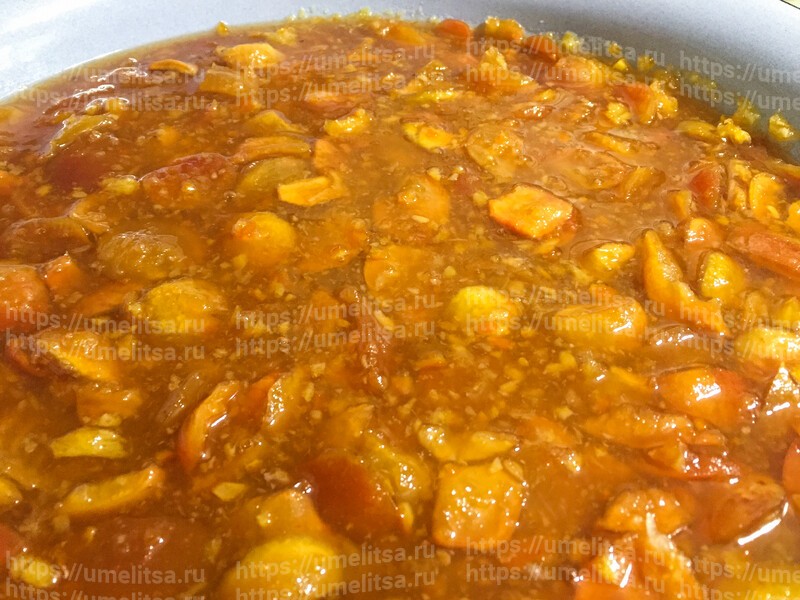 Янтарное ароматное варенье из кисло-сладких яблок и апельсина