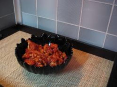 Курица в кисло-сладком соусе с кедровыми орешками