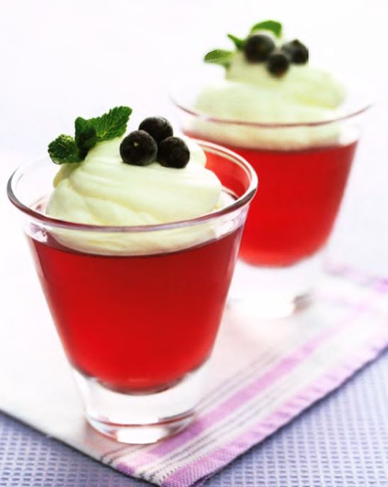 Черносмородиновое желе с мороженым