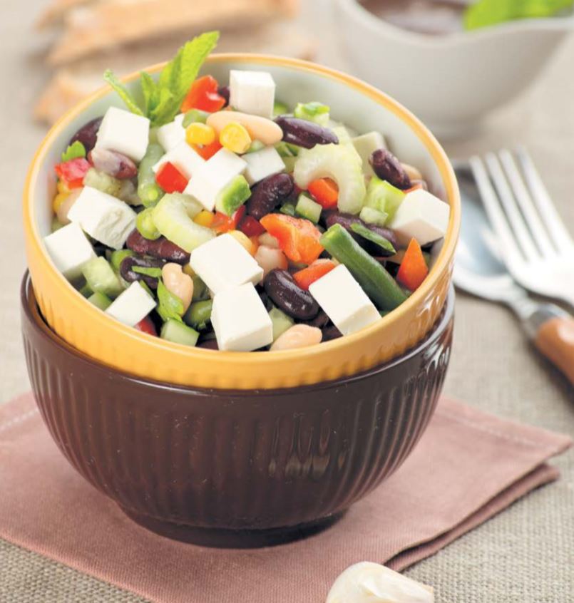 Салат из трех видов фасоли