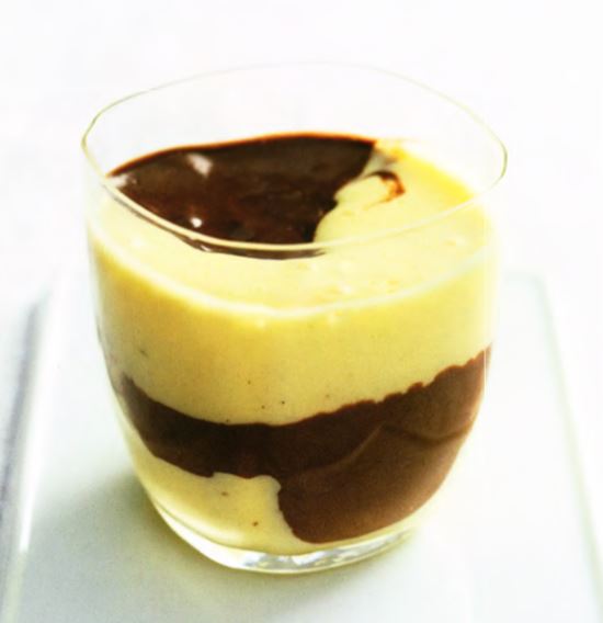 Мусс из темного и белого шоколада