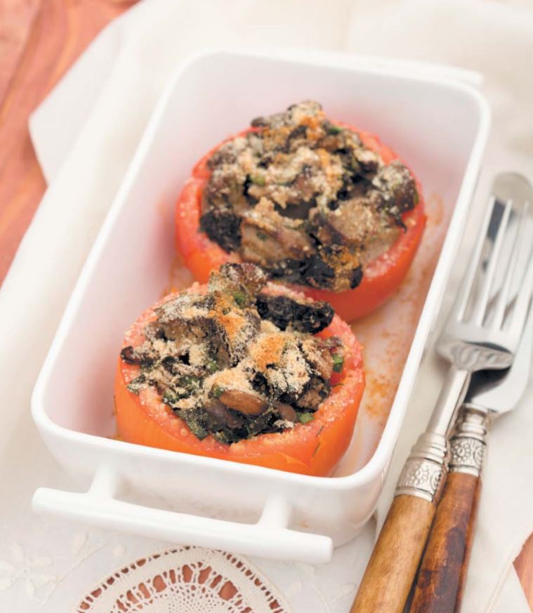 Помидоры с вешенками и куриной печенью