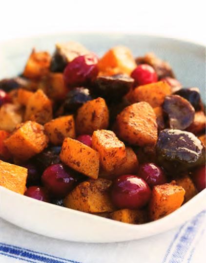 Тыква с каштанами и клюквой