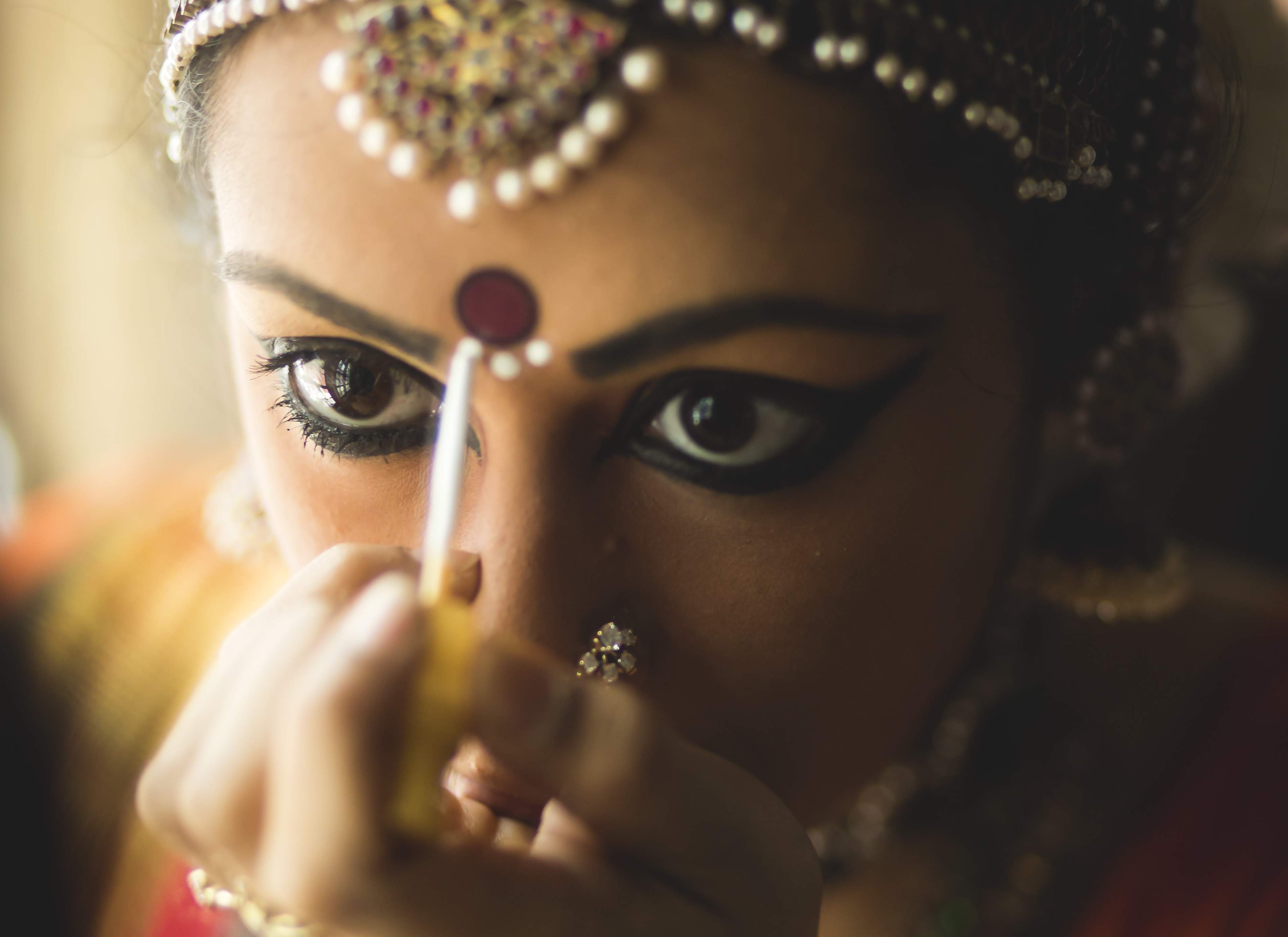 Рисуй бинди и жди процветания!