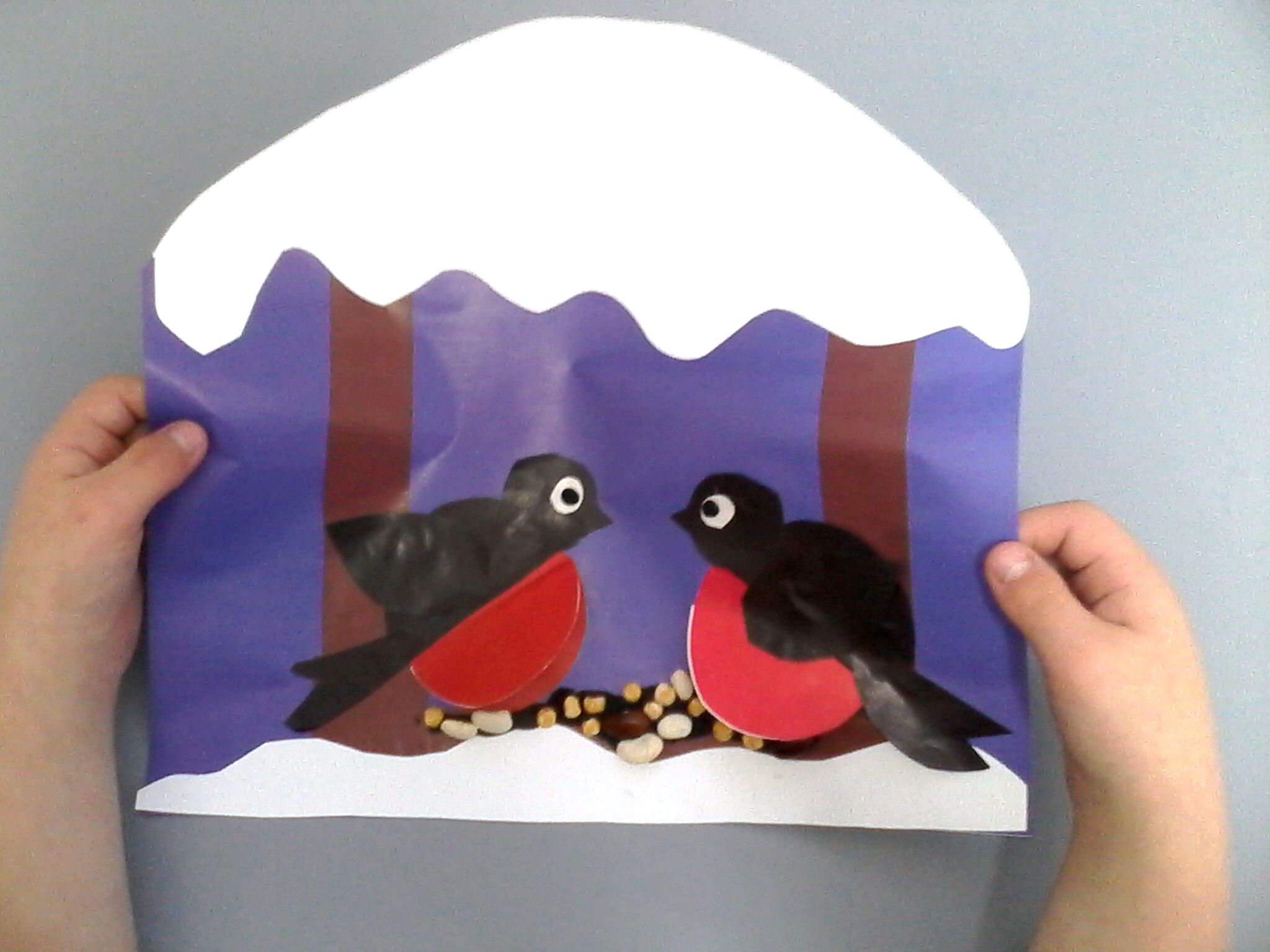 Кормушка для снегирей (частично объемная аппликация) мастер-класс с фото