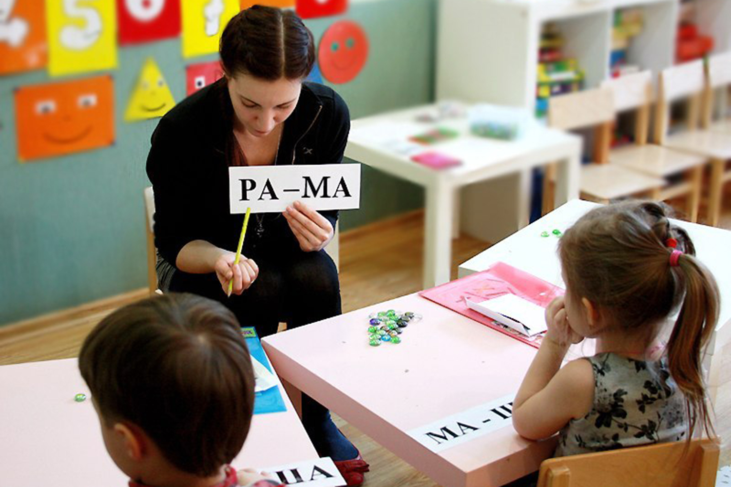 Как в игровой форме обучать чтению ребенка 3-4 лет