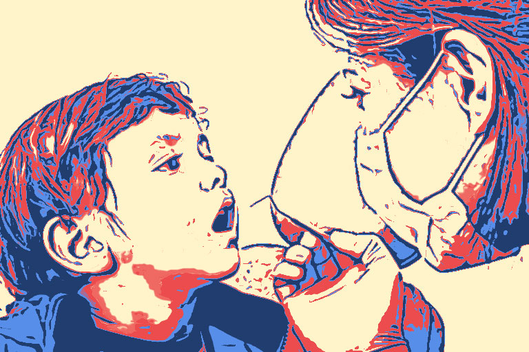 Когда следить за зубами грудничка. Первый поход к стоматологу.