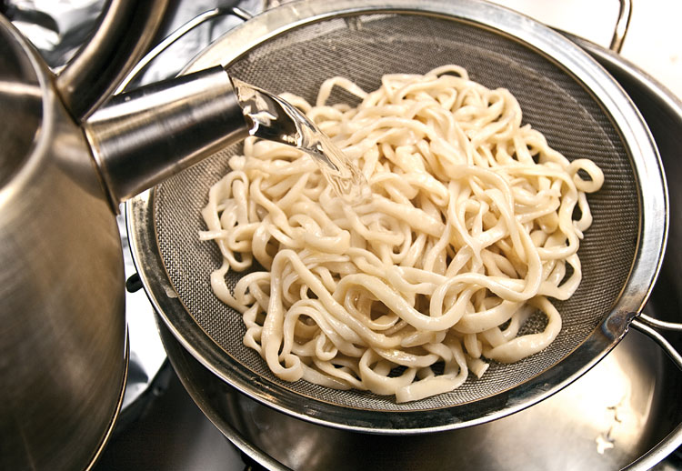 как сделать лапшу для лагмана в домашних условиях