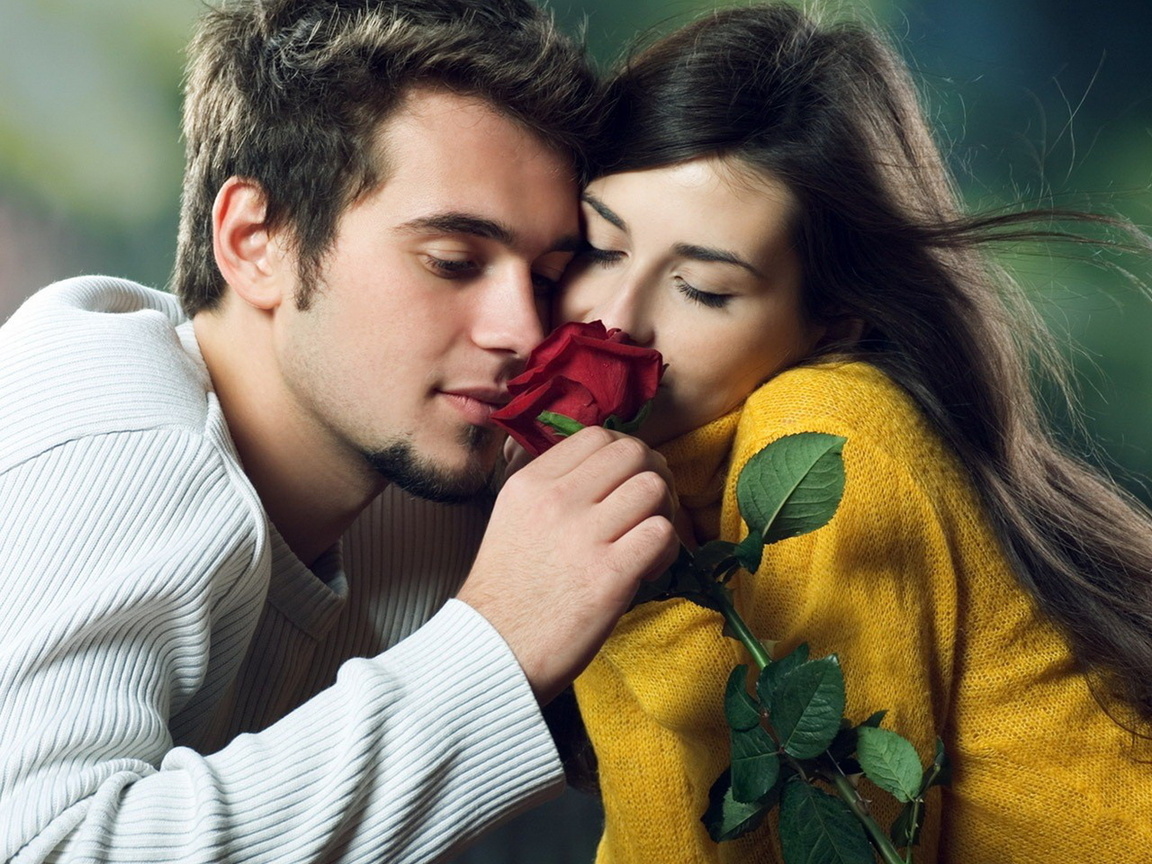 Как понять, что ты нравишься девушке