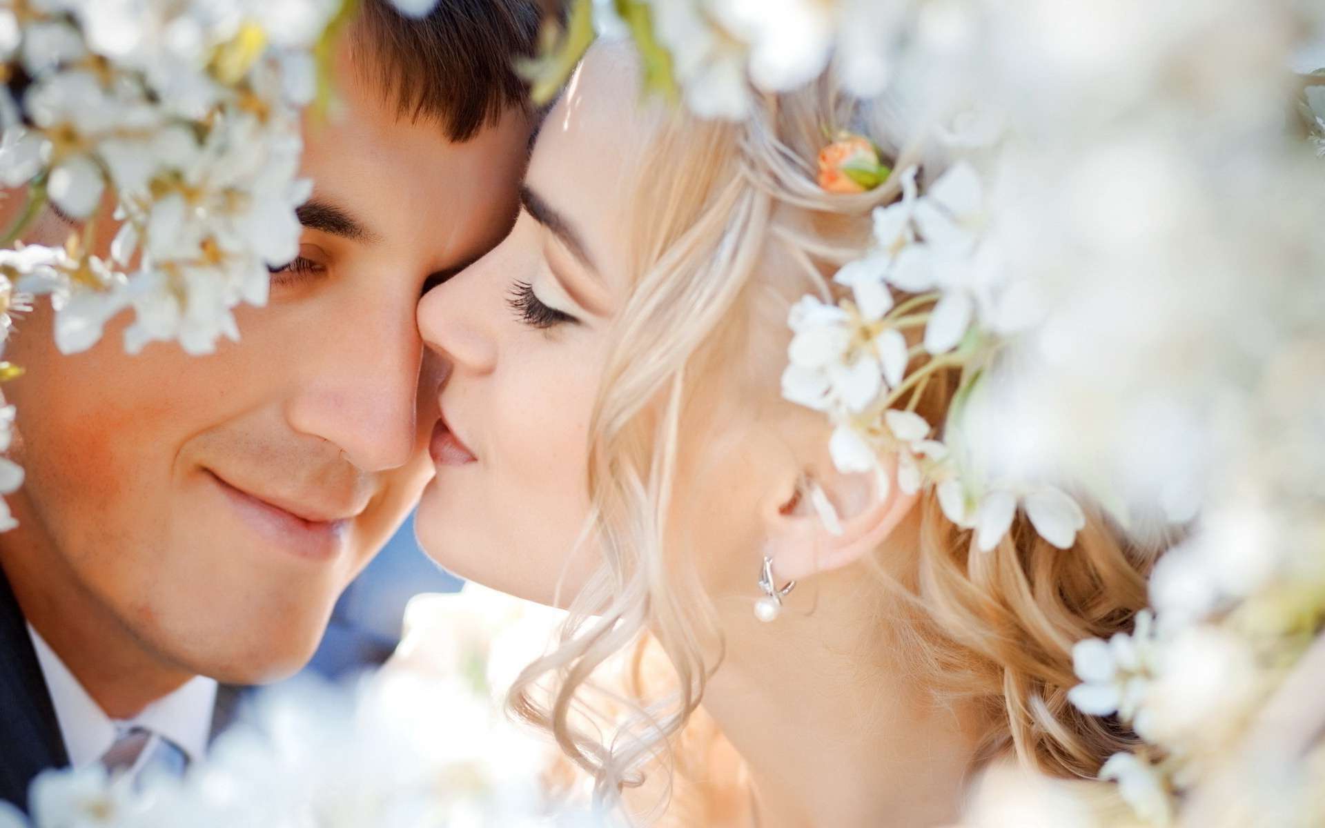 Выходить замуж сонник